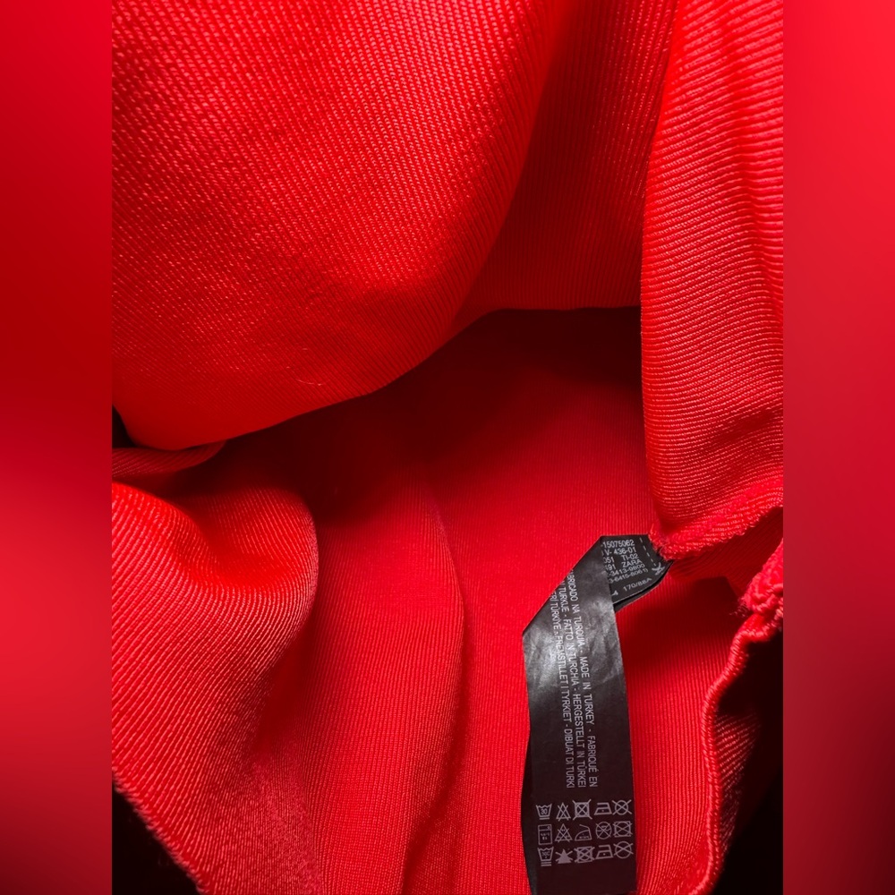 Women’s ZARA Medium Red Cropped Puff Sleeve Top - Picture 6 of 12